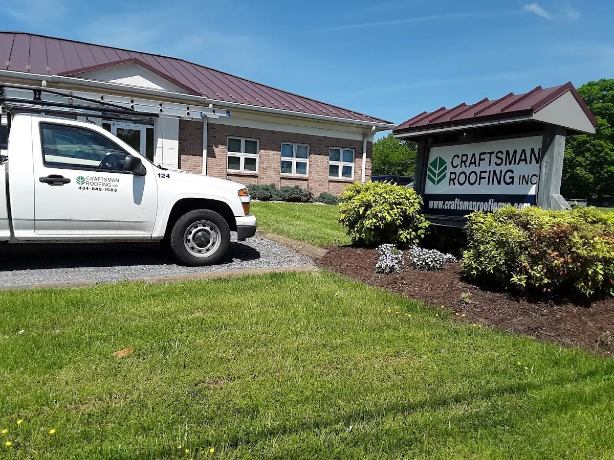 Quality Roof Replacement by experienced craftsmen in Lincoln Village